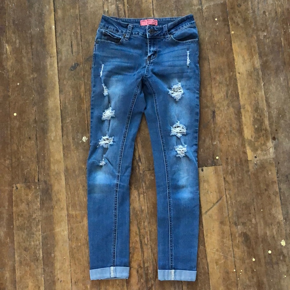Ripped cropped jeans super stretchy!